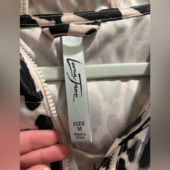 Lorna Jane Pink Leopard Active Jacket, size M - Picture 6 of 6